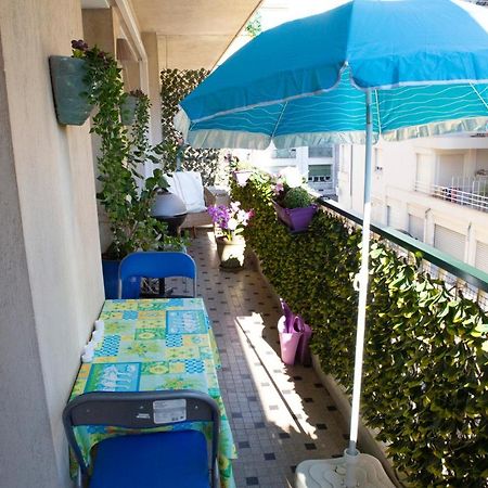 Chill Out Apartment, 2 Mins From Beach Nice Exteriér fotografie